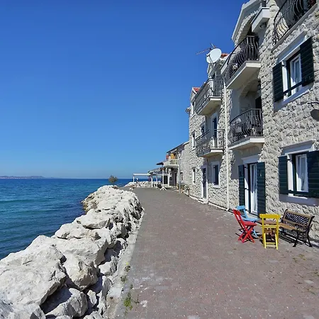 Nina Apartman Bibinje