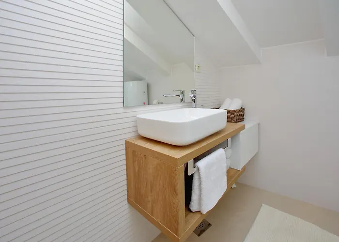 Nina Апартаменты *