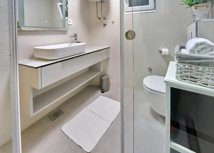 Nina Apartament Bibinje